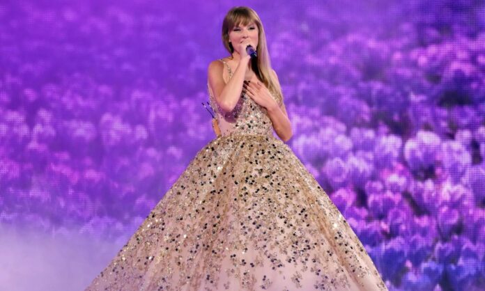 Dress:zbl2vyfvmka= Taylor Swift